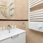 Appartement Sea Towers Nowoczesne W Gdyni Z Pieknym Widokiem I Parkingiem By Renters Gdynia