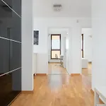 Appartement Sea Towers Nowoczesne W Gdyni Z Pieknym Widokiem I Parkingiem By Renters *