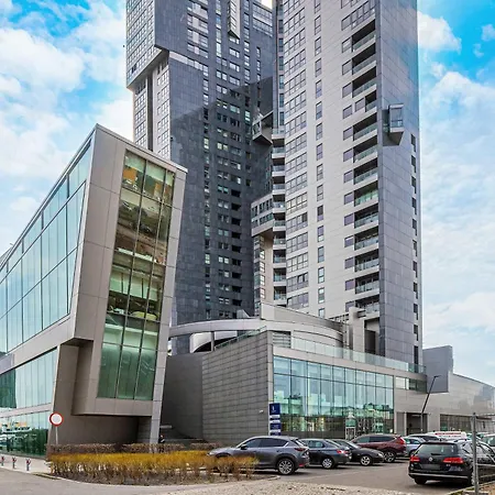Sea Towers Nowoczesne W Gdyni Z Pieknym Widokiem I Parkingiem By Renters Appartement *