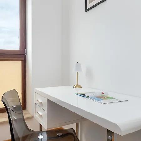 Nowoczesne W Gdyni Z Pieknym Widokiem I Parkingiem By Renters Lägenhet Gdynia