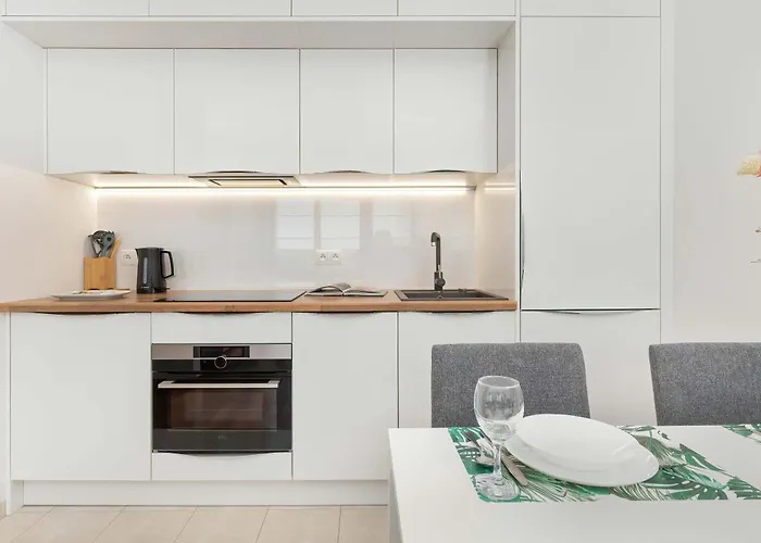 Sea Towers Nowoczesne W Gdyni Z Pieknym Widokiem I Parkingiem By Renters * غدينيا